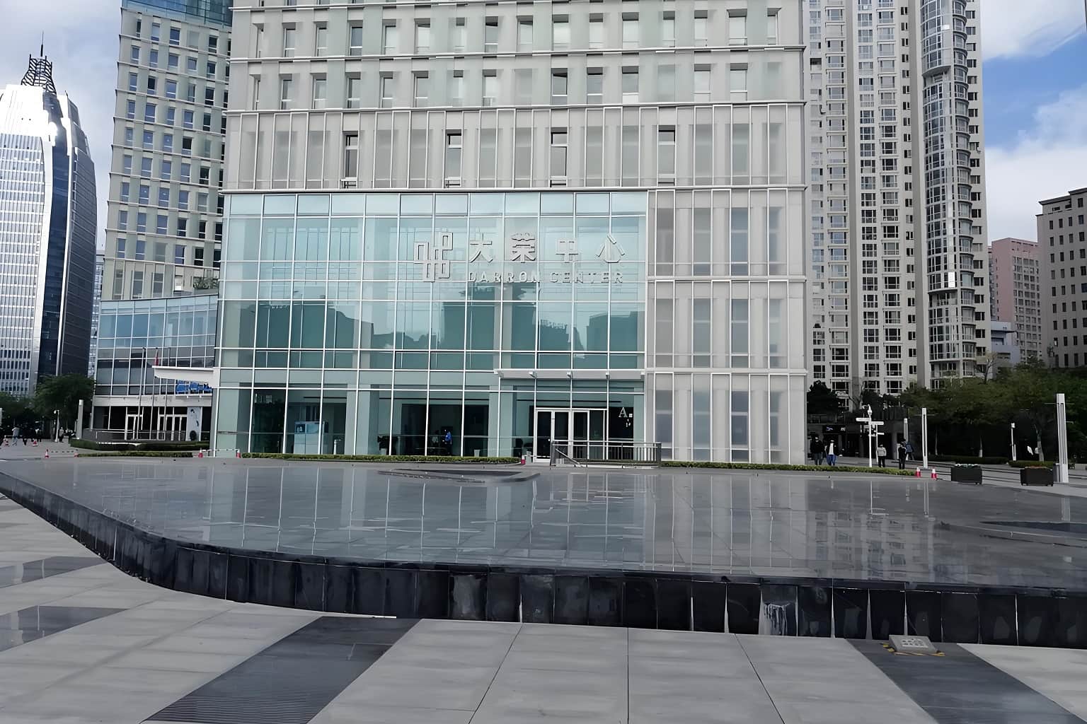 入口
